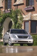 Lexus LS430 2004 года